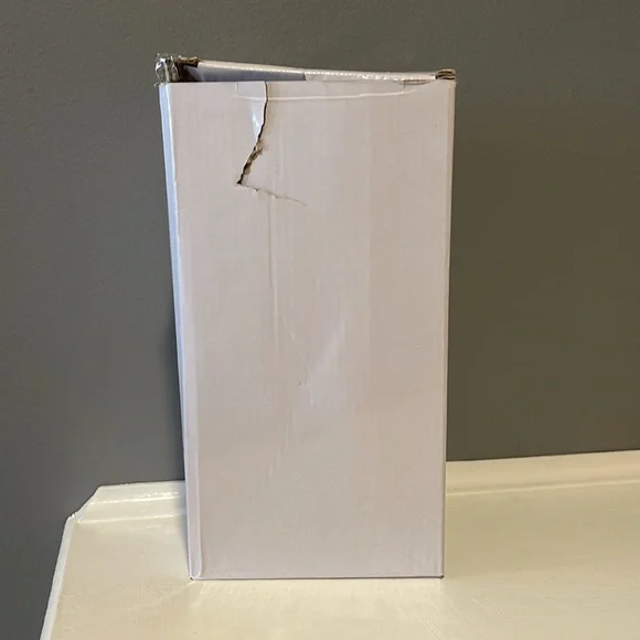 Large Red and Blue Baseball Tumbler 30oz. - Picture 6 of 7